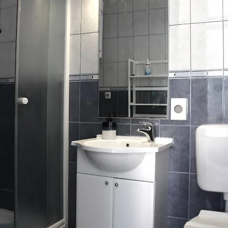 Vidoni - Roza Apartman